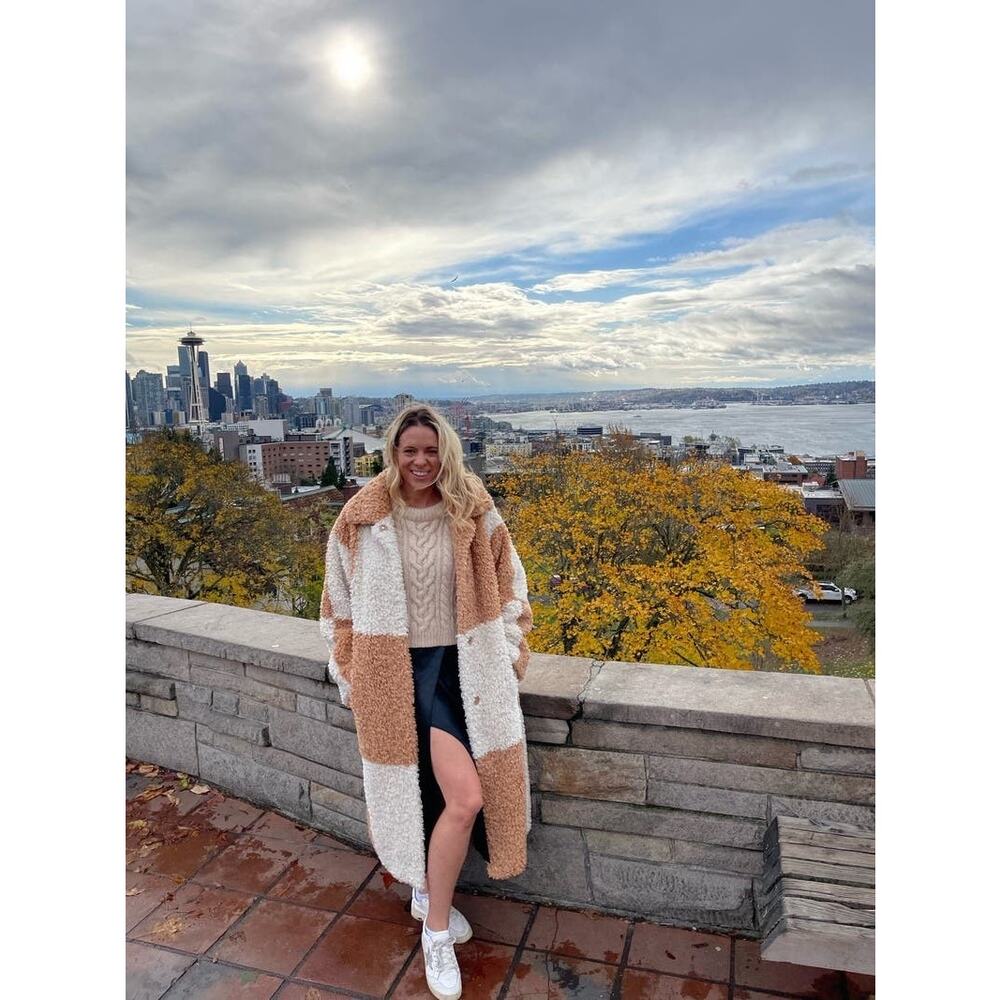 STAND STUDIO Brown White Checkered Pattern Faux Fur Oversized Nikki Coat Size 44 - Picture 8 of 16